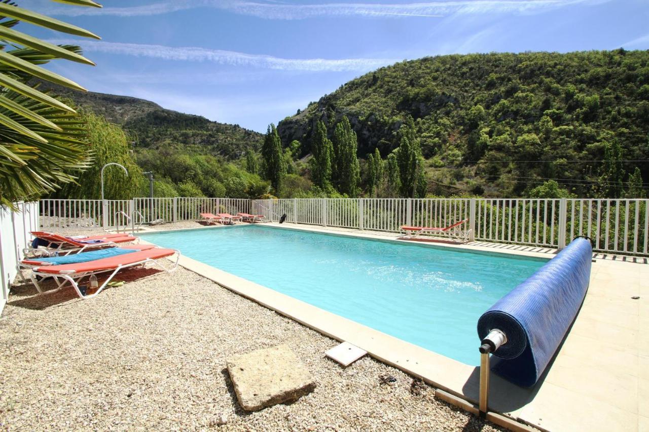 Chambre Une Fenetre Sur Le Ventoux La Clue Plaisians Esterno foto